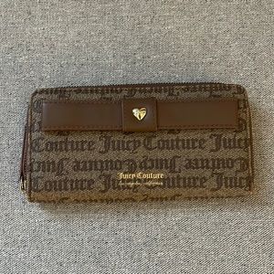 Juicy couture wallet